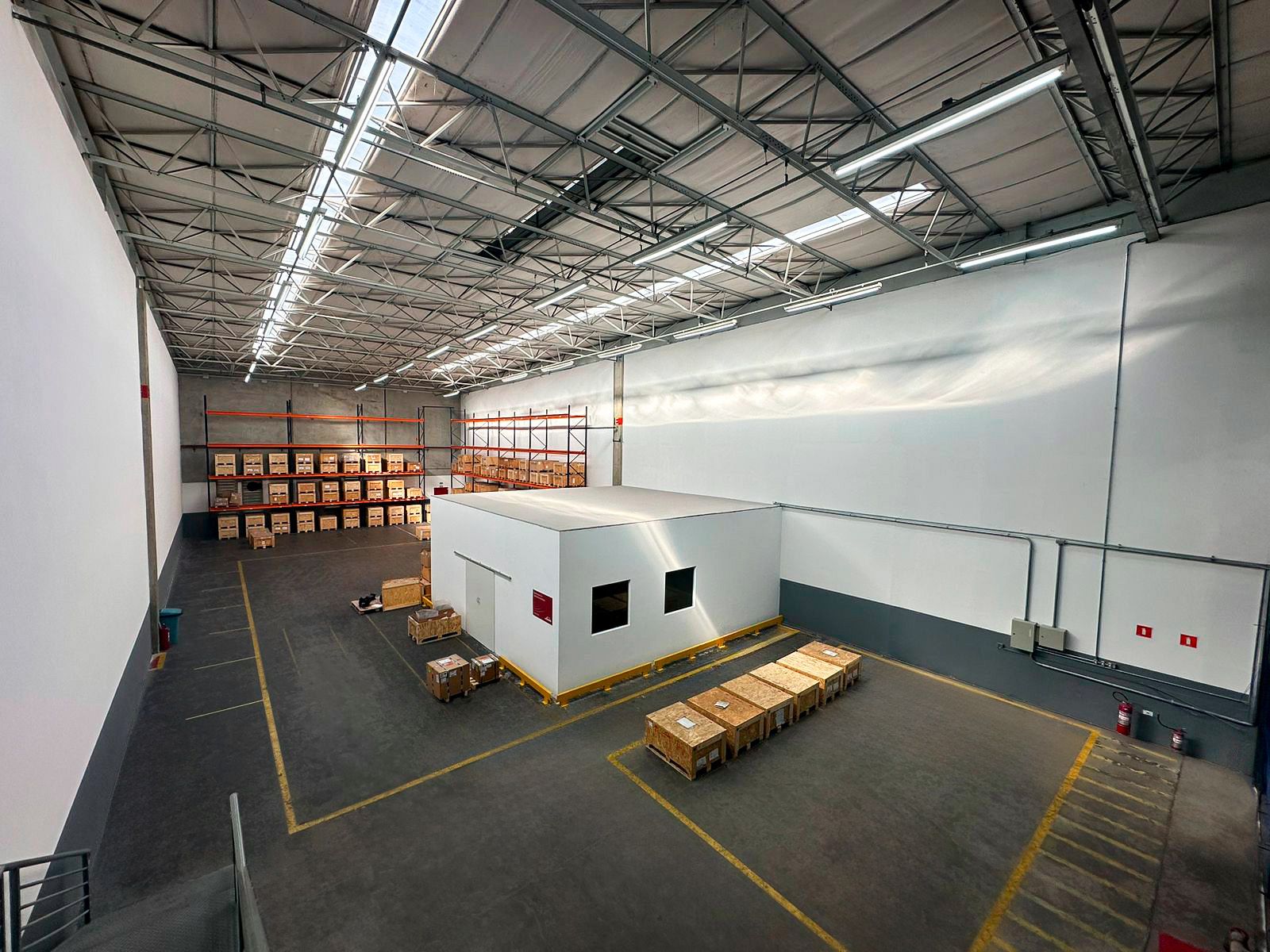 AT1_GALPAO_INTERNO_04